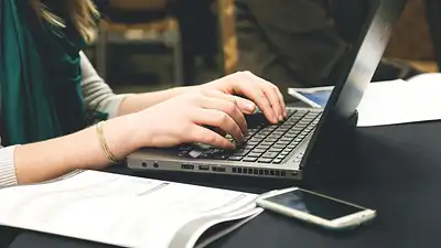 Czy 7-letni laptop jest stary? Wydajność i modernizacja