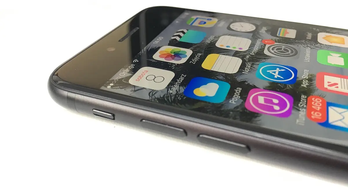 iOS 26.2 update – nowości, bezpieczeństwo i personalizacja i